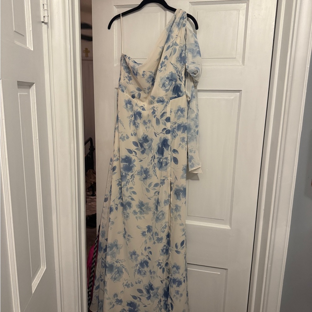 One-Shoulder Blue Floral Maxi Dress